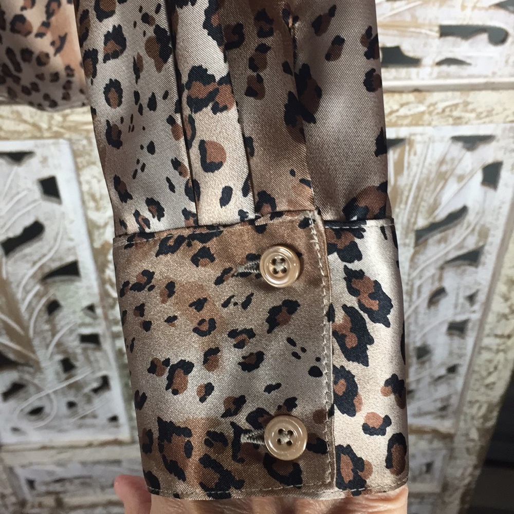 Rafaella Leopard Print Button Front Blouse Size: 8 - image 5